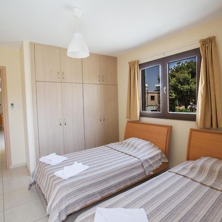 Napiana Apartments Ayia Napa Ruang foto