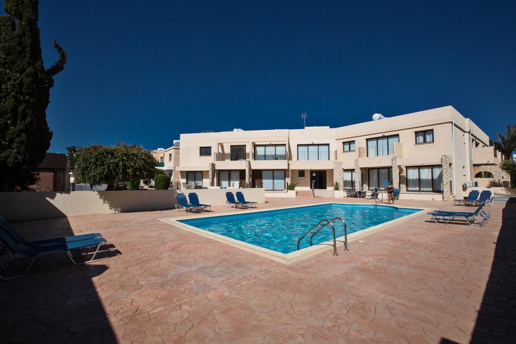 Napiana Apartments Ayia Napa Bagian luar foto