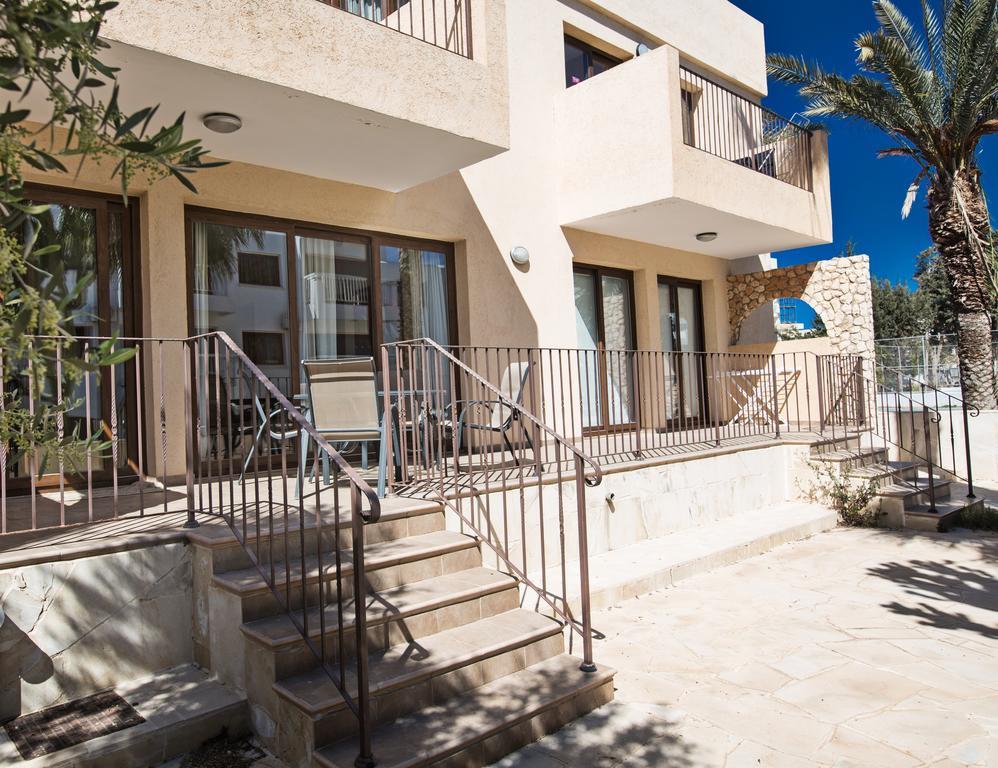 Napiana Apartments Ayia Napa Ruang foto