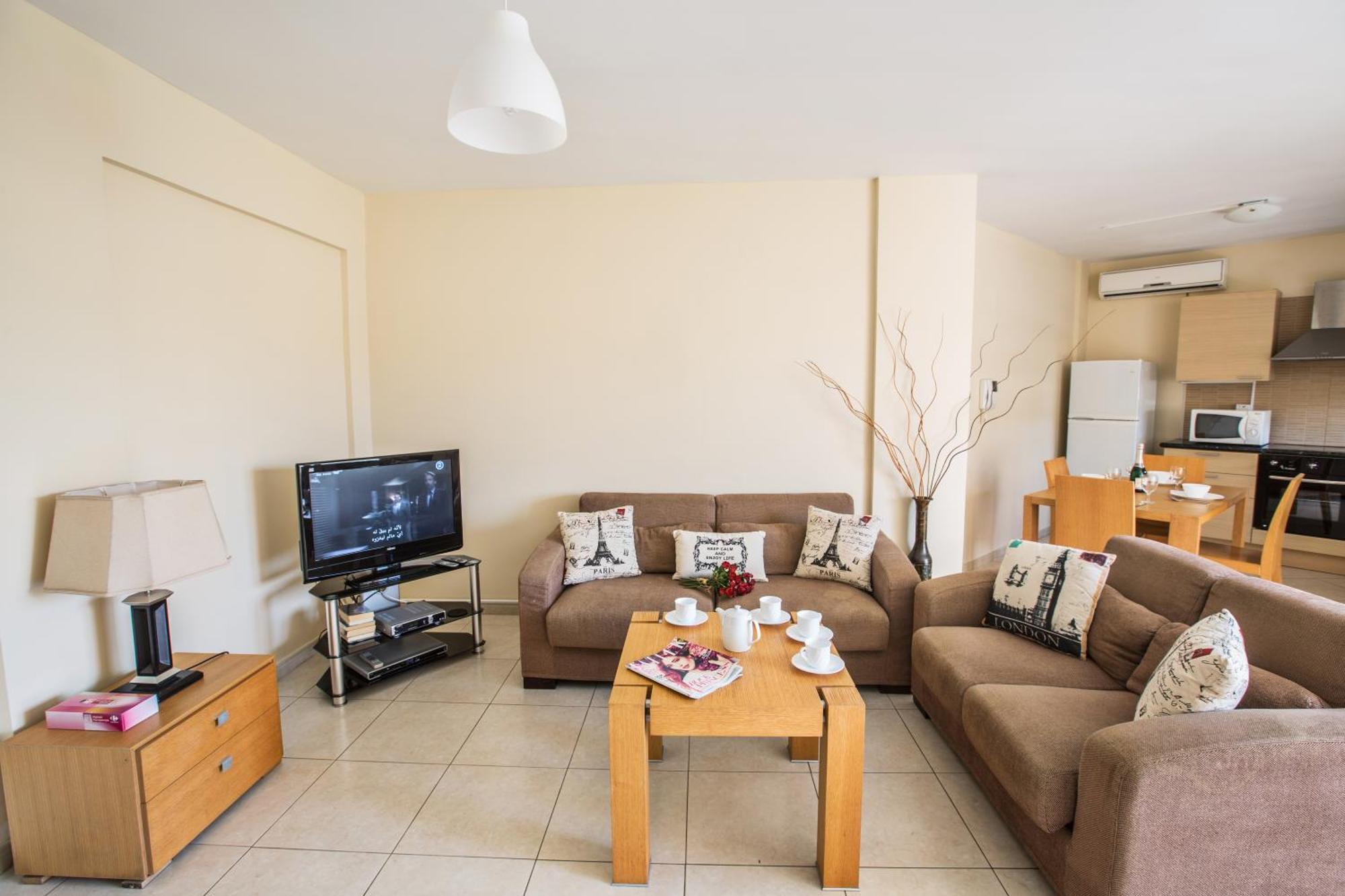 Napiana Apartments Ayia Napa Ruang foto