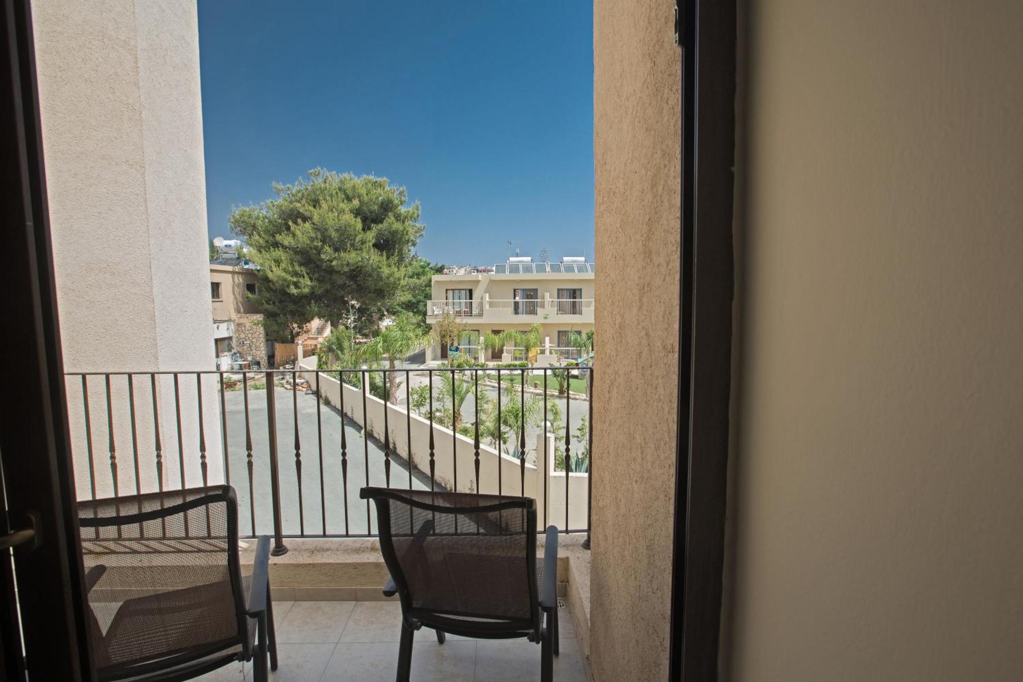 Napiana Apartments Ayia Napa Ruang foto