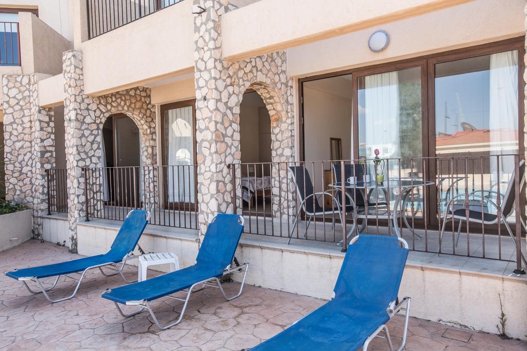 Napiana Apartments Ayia Napa Bagian luar foto