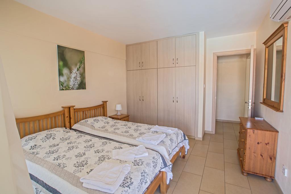 Napiana Apartments Ayia Napa Bagian luar foto