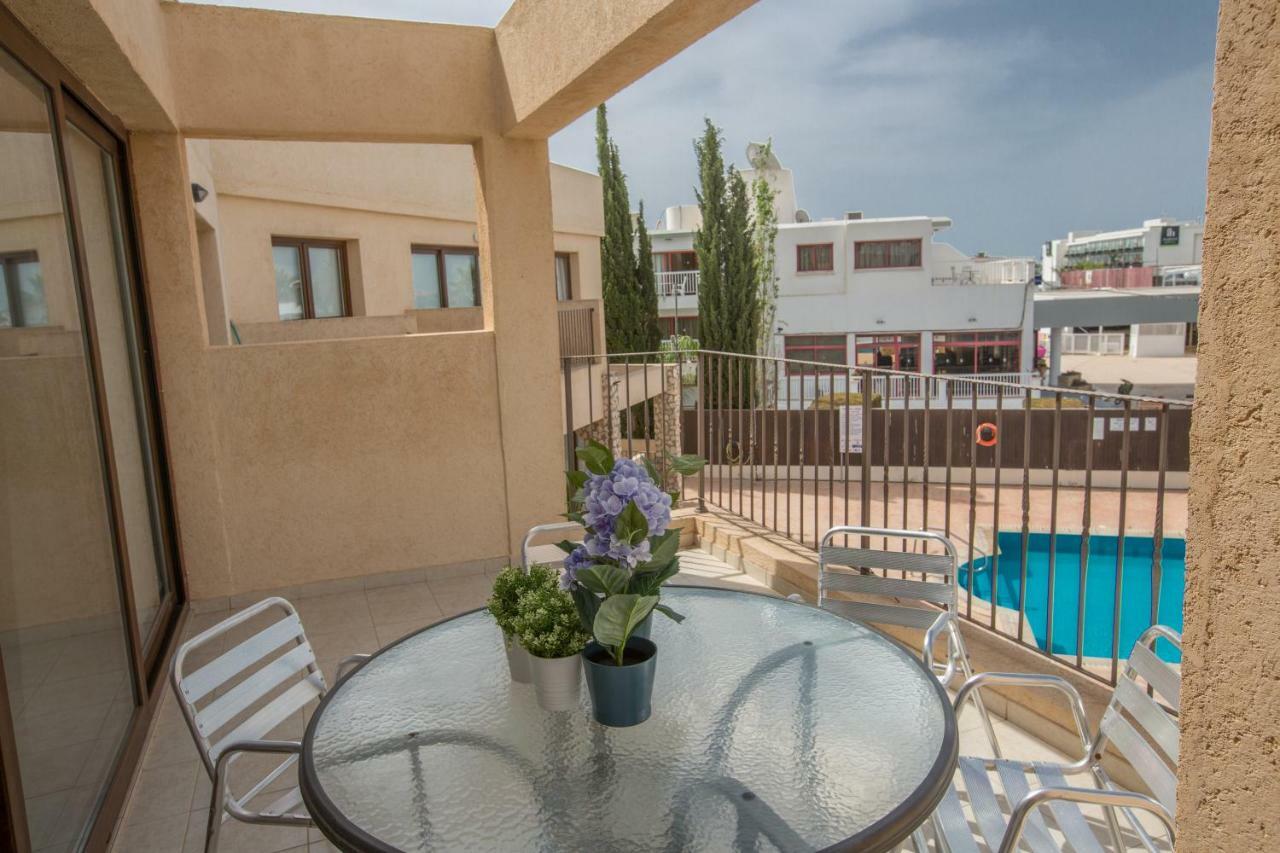 Napiana Apartments Ayia Napa Bagian luar foto