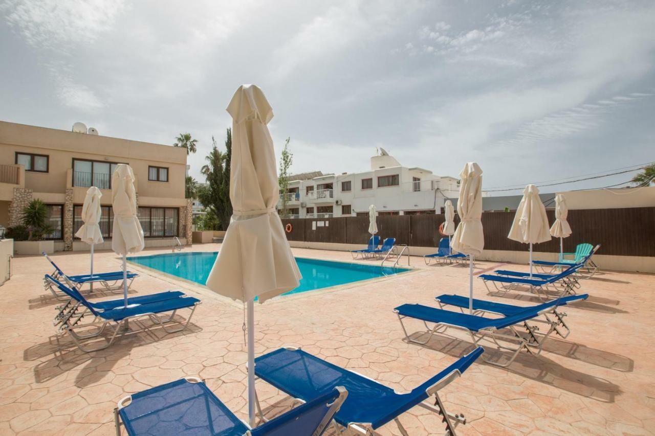 Napiana Apartments Ayia Napa Bagian luar foto
